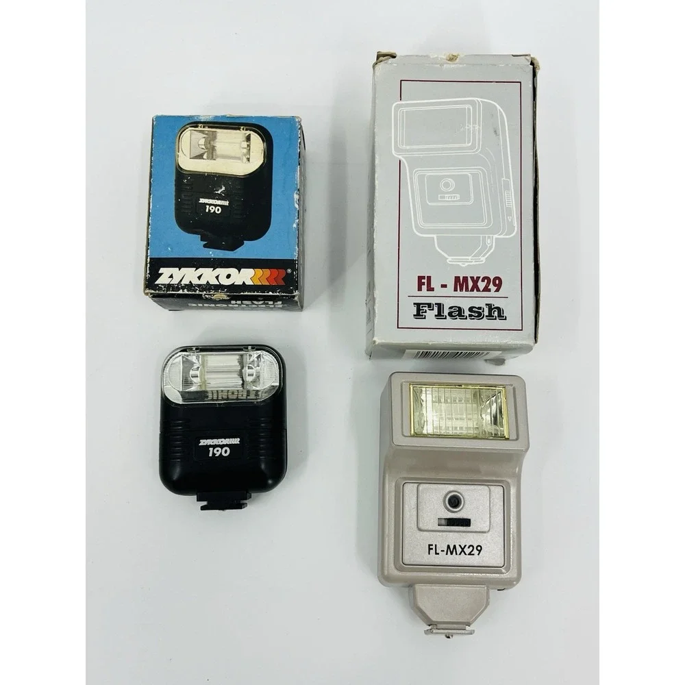 Vintage Assorted Camera Flashes Lot of 9 UNTESTED AS-IS Nisisin Weston Philips